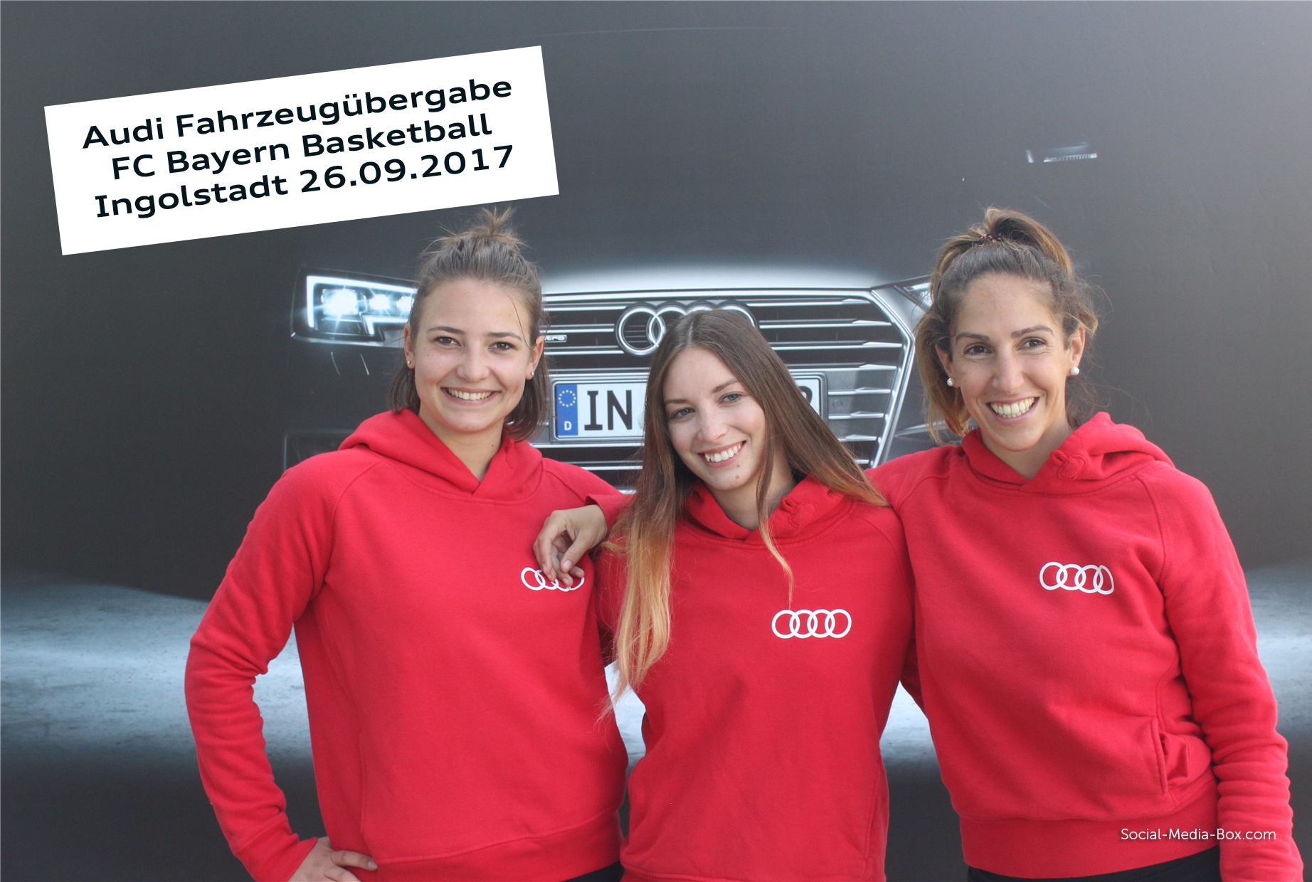 Audi-FCBayernBasketball_Fahrzeuguebergabe_Social-Media-Box_Print1